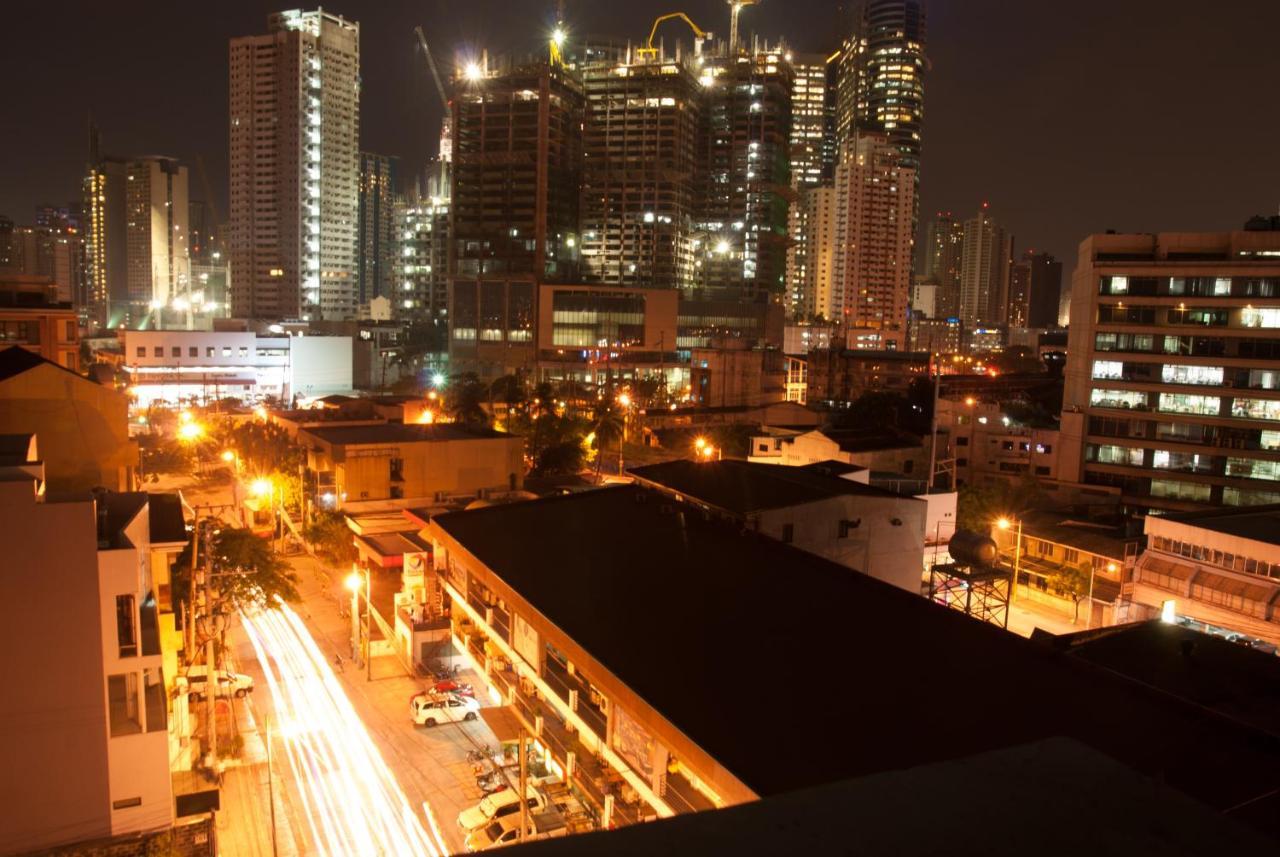 M Suites Hotel Makati City Exterior foto